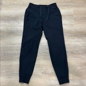 Lululemon Men's Black Jogger Pants with Drawstring Waist size Small